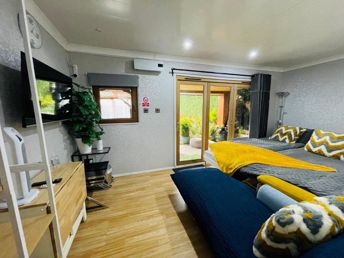 Tropical Style House Near Newcastle City Centre 外观 照片