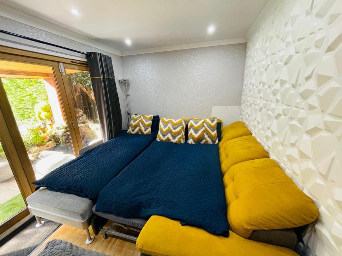 Tropical Style House Near Newcastle City Centre 外观 照片